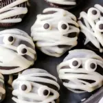 Mummy Oreo Truffles, Easy Halloween Treats!